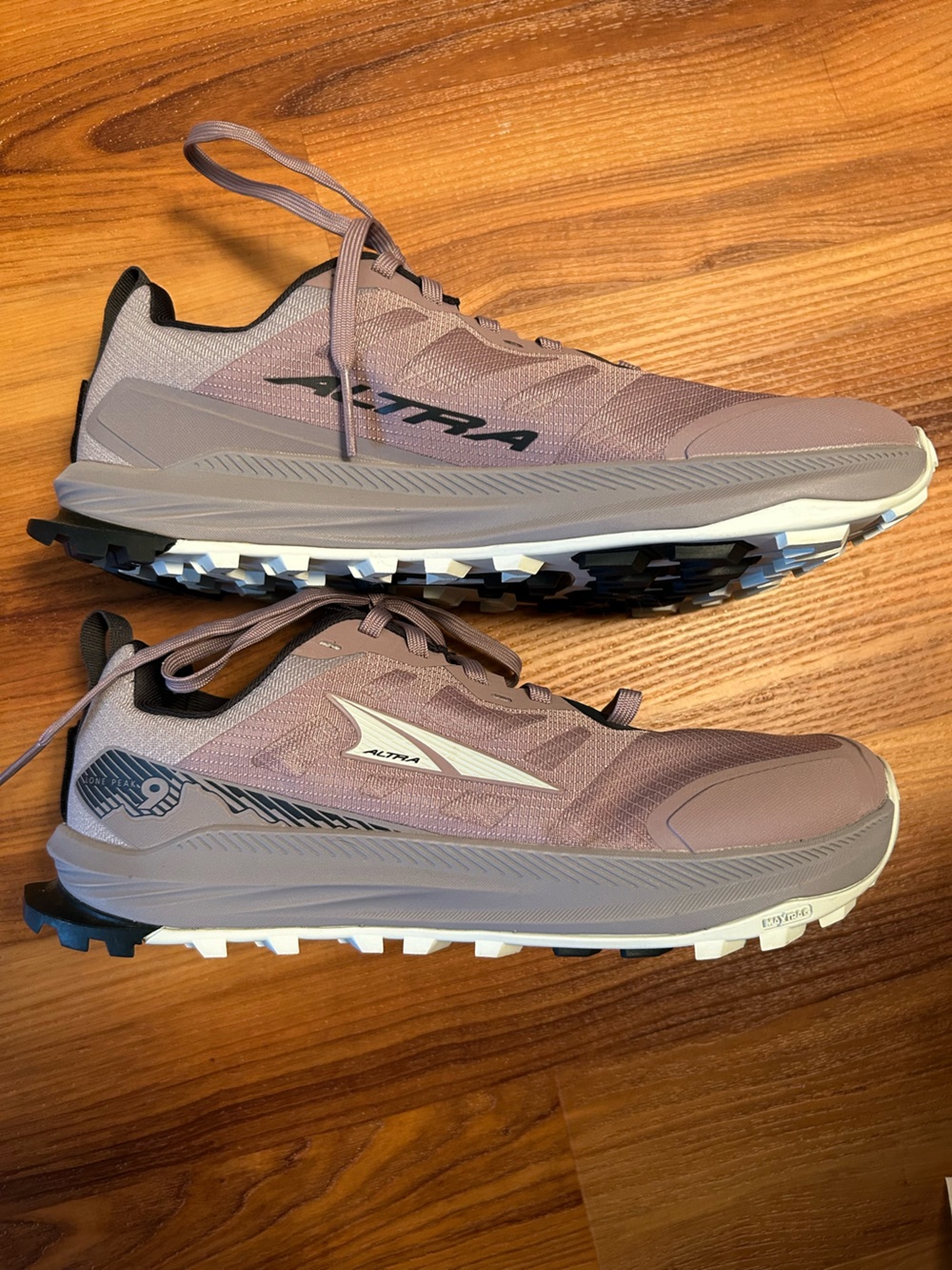Altra Lone Peak 9 - Women’s 9